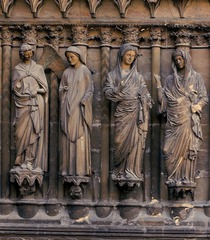 16-16 Annunciation and Visitation, Reims Cathedral central portal
(Gothic art, 1150-1400)