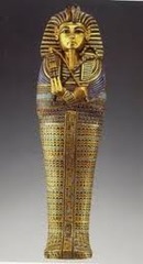 23. Tutankhamun's tomb (innermost coffin)