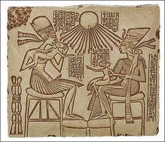 Akhenaton and Family
(New Kingdom)

(Egypt)
