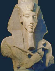 Akhenaton
c. 1353 BCE; Amarna period
Culture: Egypt
shows new, unidealised view of pharaoh. slack lips long face, thin arms known as amarna style.