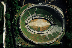 Amphitheater - Pompeii
(Republic)

(Rome)