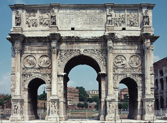 Arch of Constantine
(Late Empire)

(Rome)