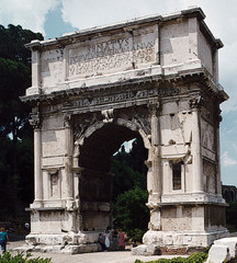 Arch of Titus
(Early Empire)

(Rome)