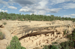 Cliff Palace, Mesa Verde
(Ancestral Puebloans)

(Americas)