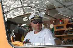 el capitán del barco