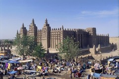 Great Mosque of Djenné
Mali. Founded c. 1200 C.E.; rebuilt 1906-1907. Adobe.