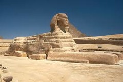 *Great Sphinx*
2520-2494 BC
Gizeh, Egypt
Old Kingdom
Ashlar Masonry

Next to the causeway of the Pyramid of Khafre, probably to protect it. Similar role to the lions at Boghazköy and the lamassus. Various theories about why the face is a different shade than the rest of the body.