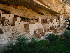 Mesa Verde Cliff Dwellings
-Sandstone.
-Montezuma County, Colorado. Ancestral Puebloan (Anasazi). 
-450-1300 C.E. 

function: habitation
context: Anasazi Art