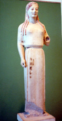 Peplos Kore
(Archaic)

(Greece)