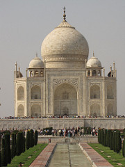 Taj Mahal. Agra, Uttar Pradesh, India. Masons, etc. under the supervision of Ustad Ahmad Lahori, architect. 1632-1653 ce stone masonry