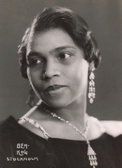 The first black woman to sing at the Metropolitan Opera Company
